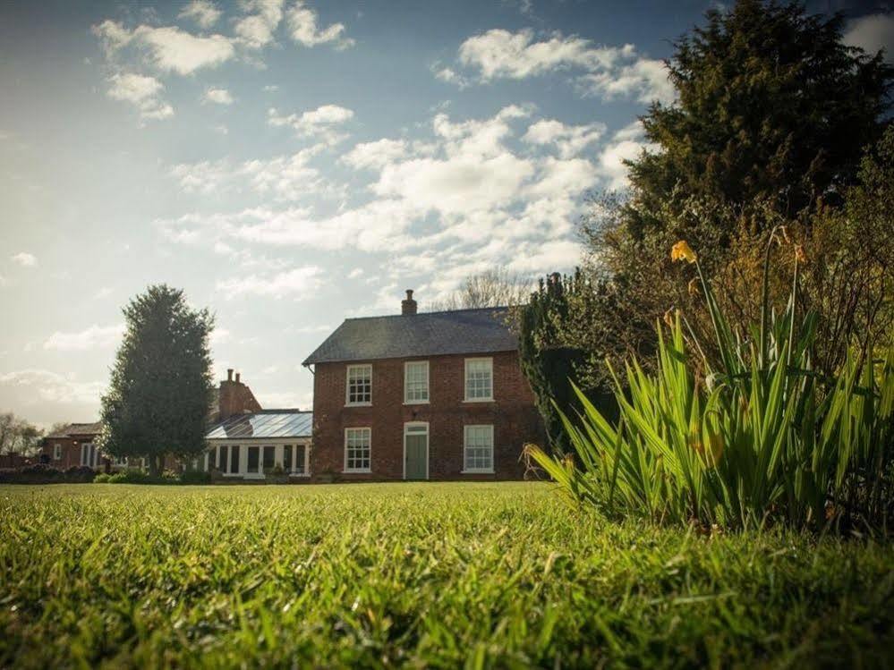 Owl Barn At The Gardens Villa Lissington Exterior photo